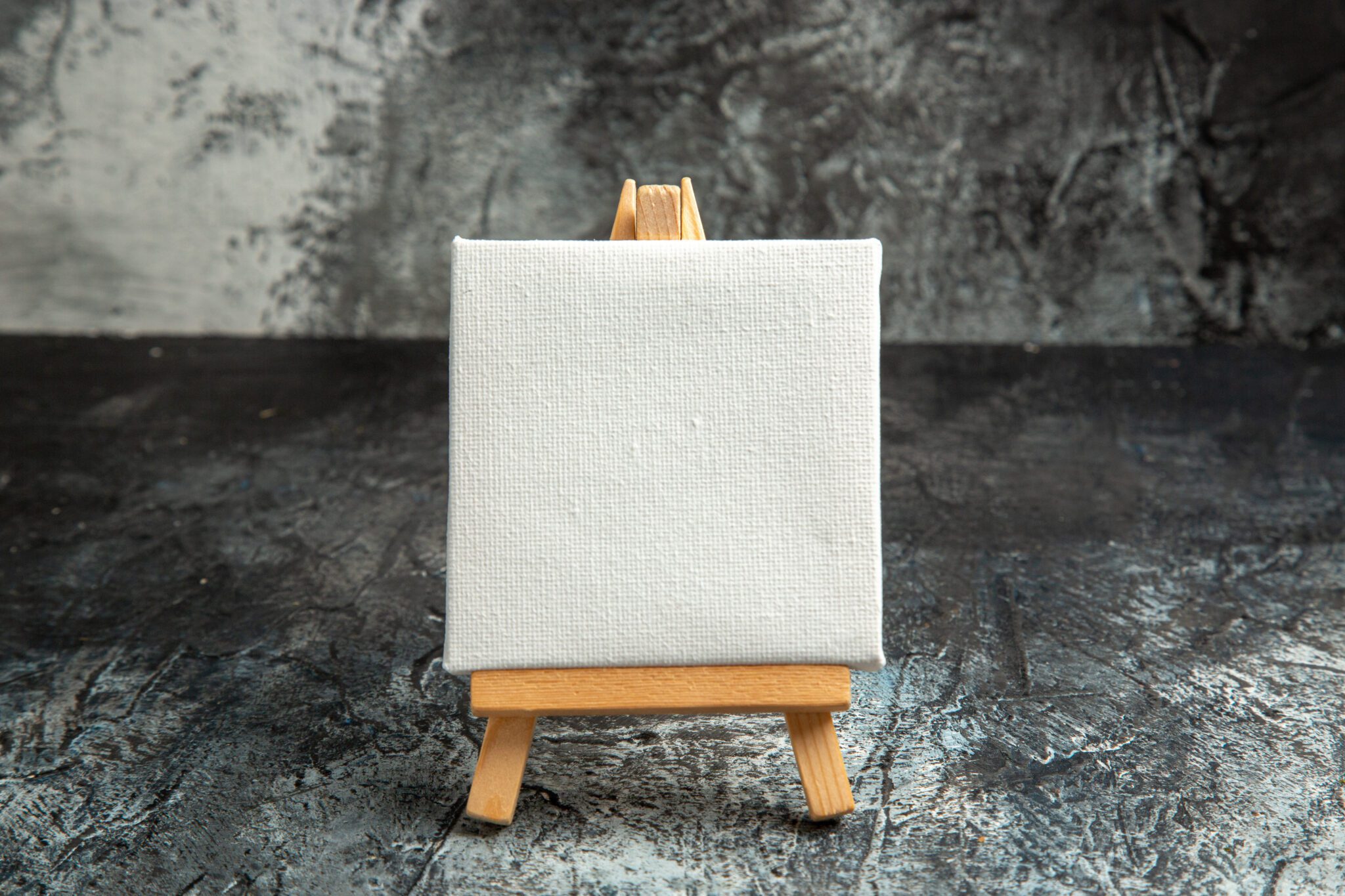 Mastering the Basics: How to Properly Stretch and Prime Your Canvas